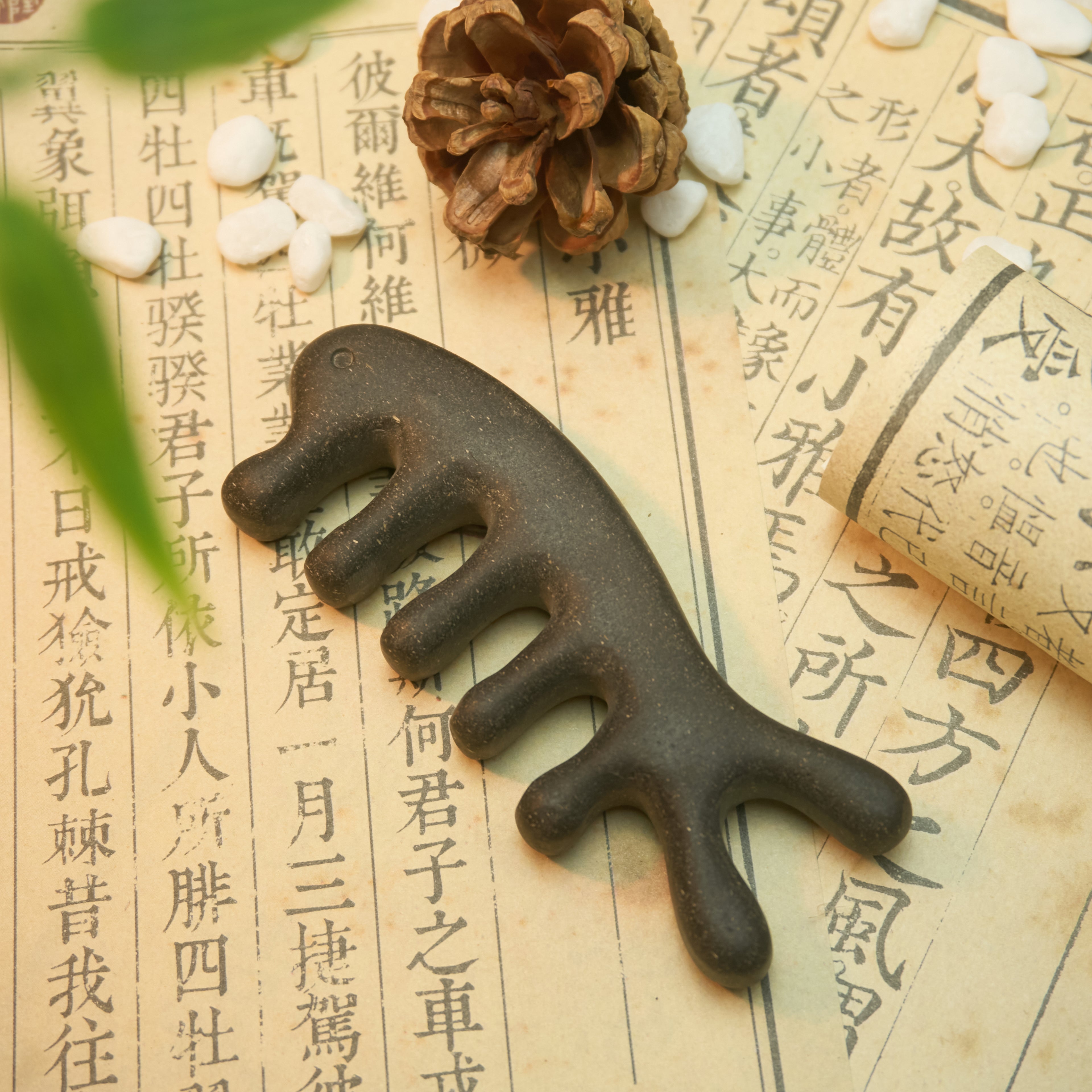 Polygonum Multiflorum Incense Massage Comb for Hair & Scalp Health·Cute Beast Aroma Comb